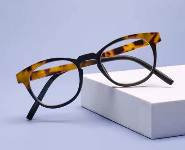 Peepers - Chester - Black and Tokyo Tortoise - Mockingbird on Broad