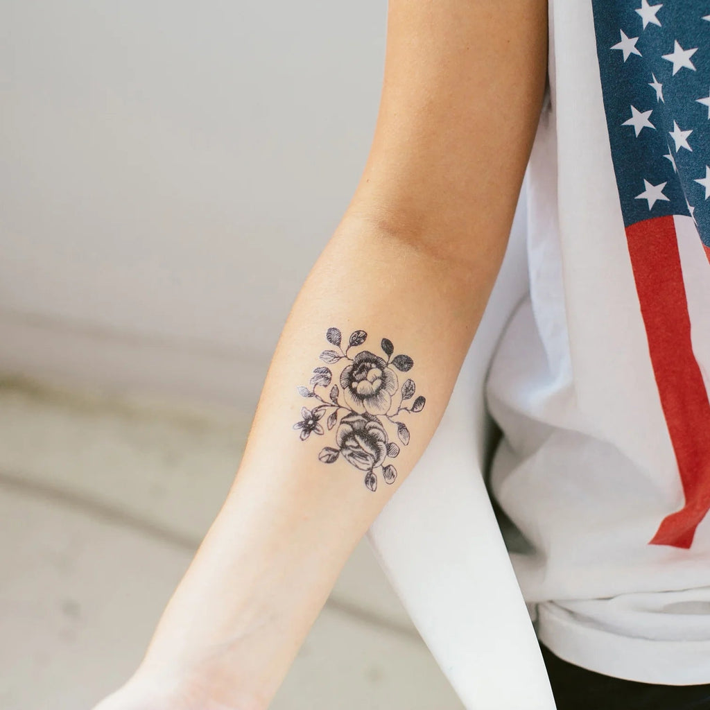 Tattly Temporary Tattoo - Cartolina Blooms - Mockingbird on Broad